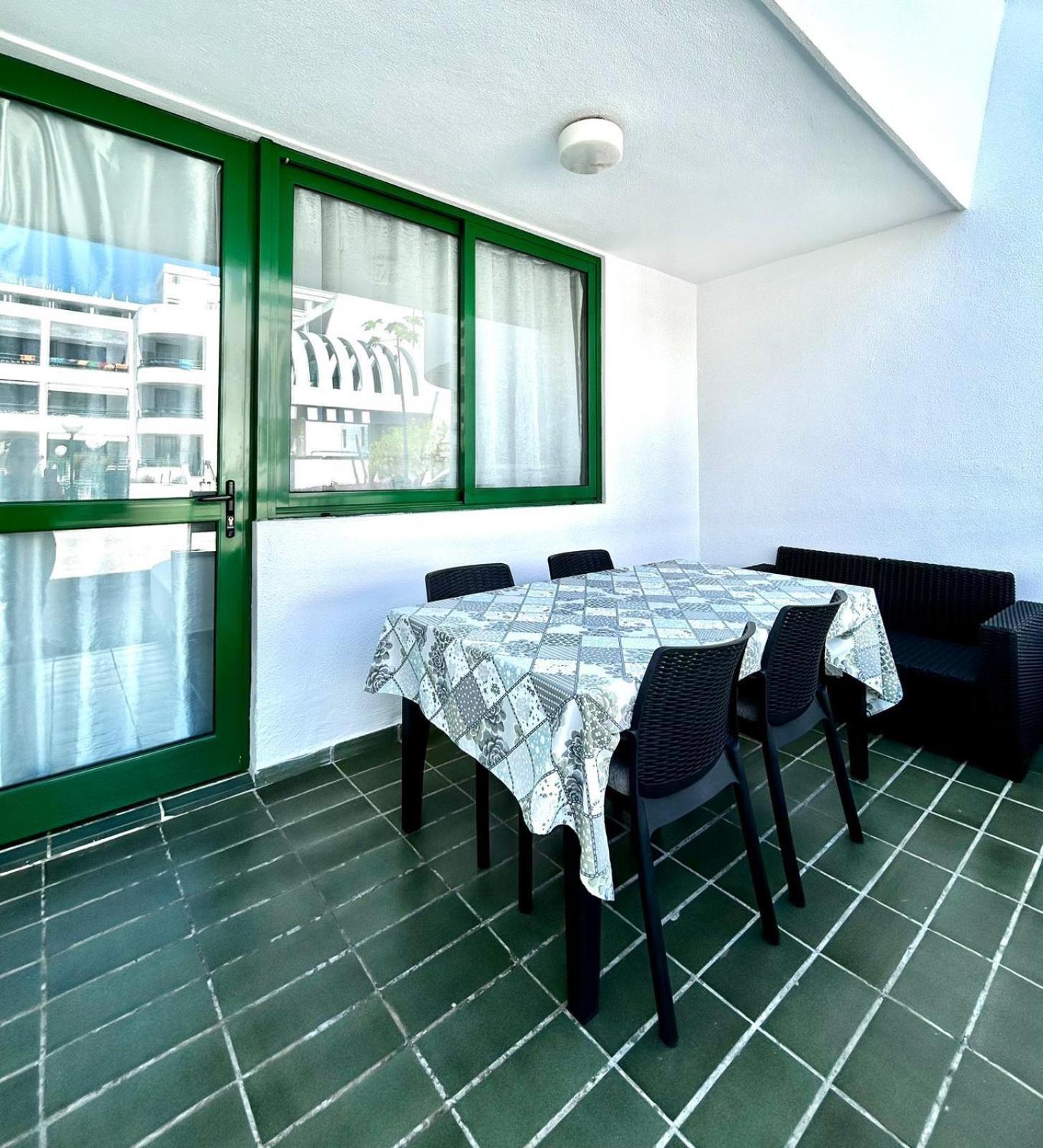 Optimist Playa De Las Americas Appartement Buitenkant foto